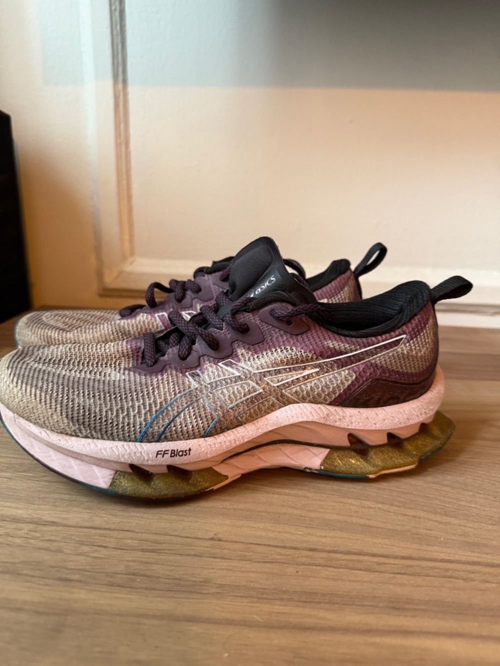 ASICS kinsei Running Sneakers in Purple and Pink